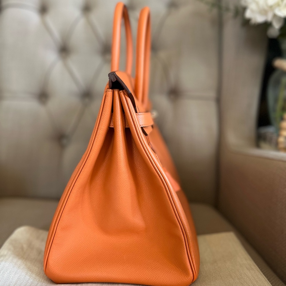 âSOLDâHermes Birkin 35 Mango on PHW
Epspm Leather Stamp P Square (2012) - Picture 4 of 16